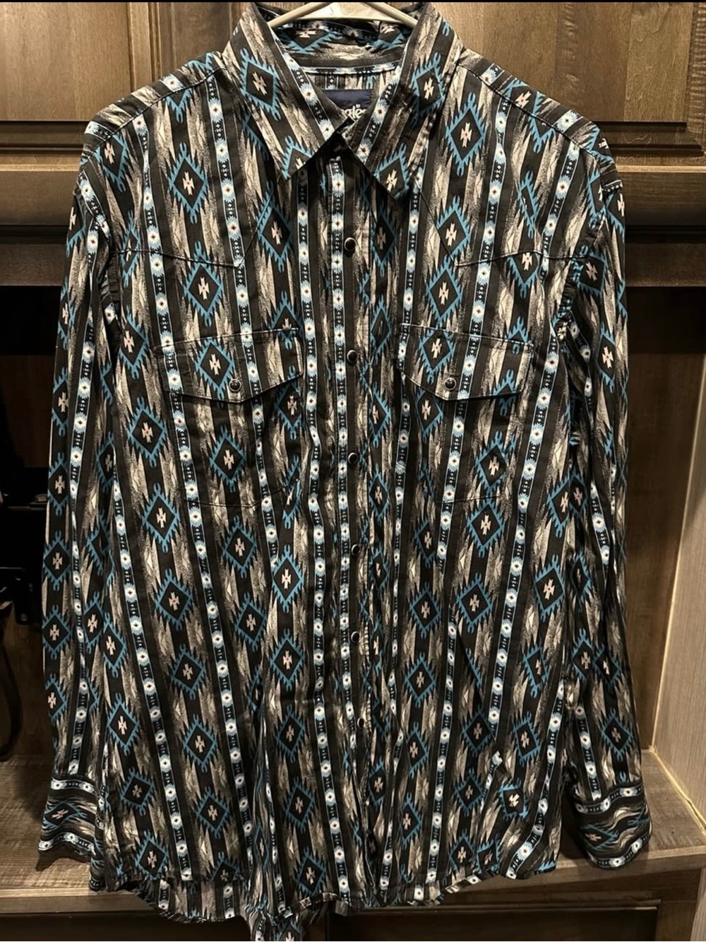 Wrangler Men's Black & Teal Aztec Print Western Button-Down Shirt